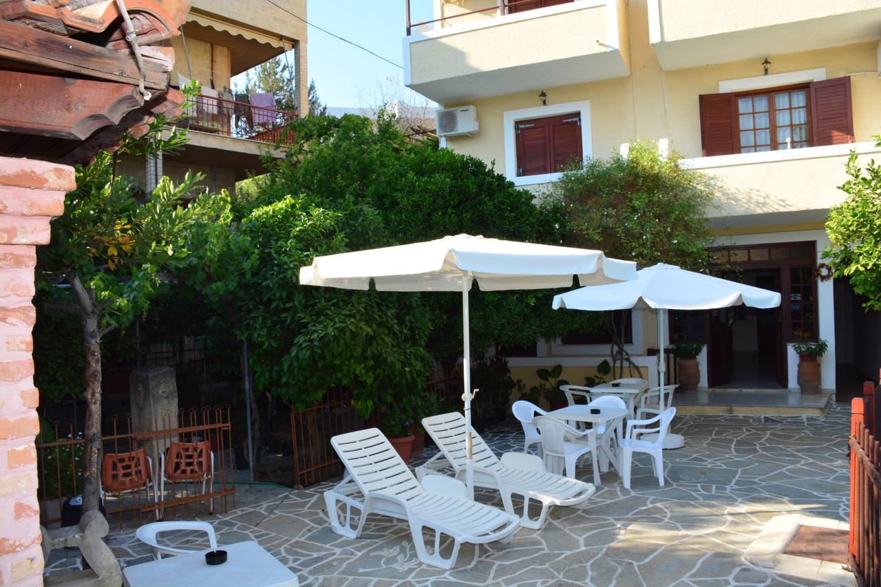 Voula Apartments Agia Marina  Екстериор снимка