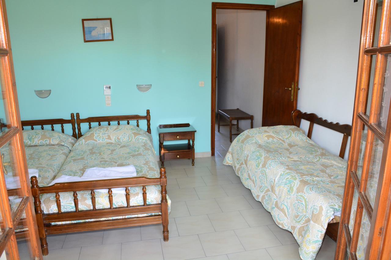 Voula Apartments Agia Marina  Екстериор снимка