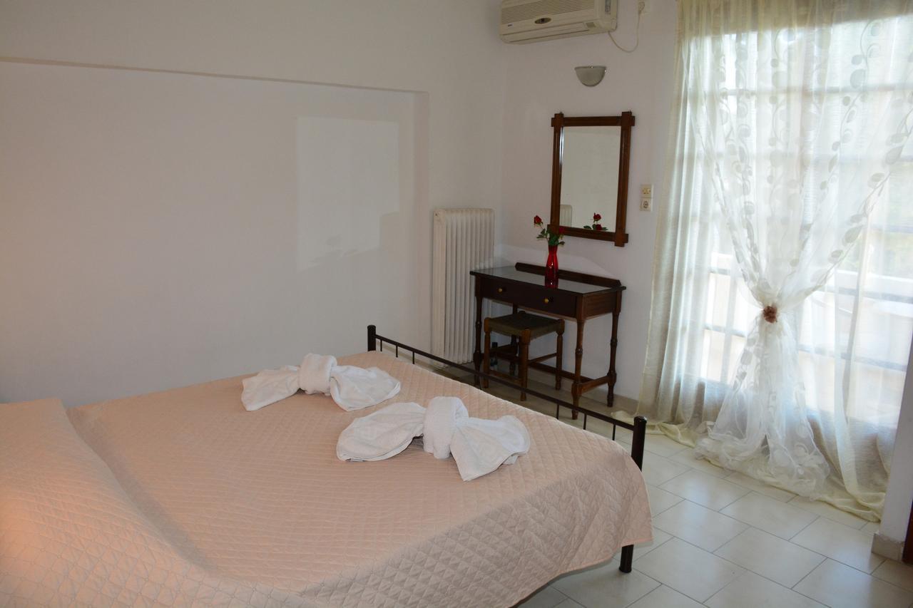 Voula Apartments Agia Marina  Екстериор снимка